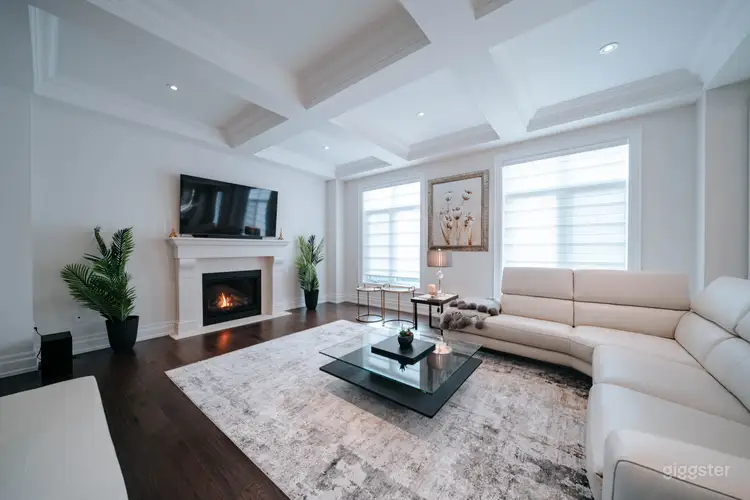 e289c202-2480-4d9a-8a41-6fd619dcf5ca